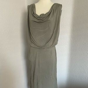 Sophisticated Midi dress 👗